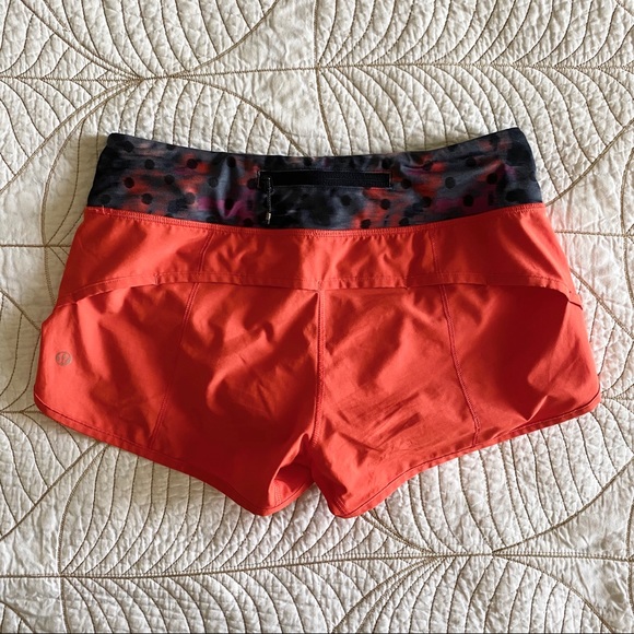 2/$50🍑 LULULEMON Red and Patterned Speed Shorts - Picture 3 of 9
